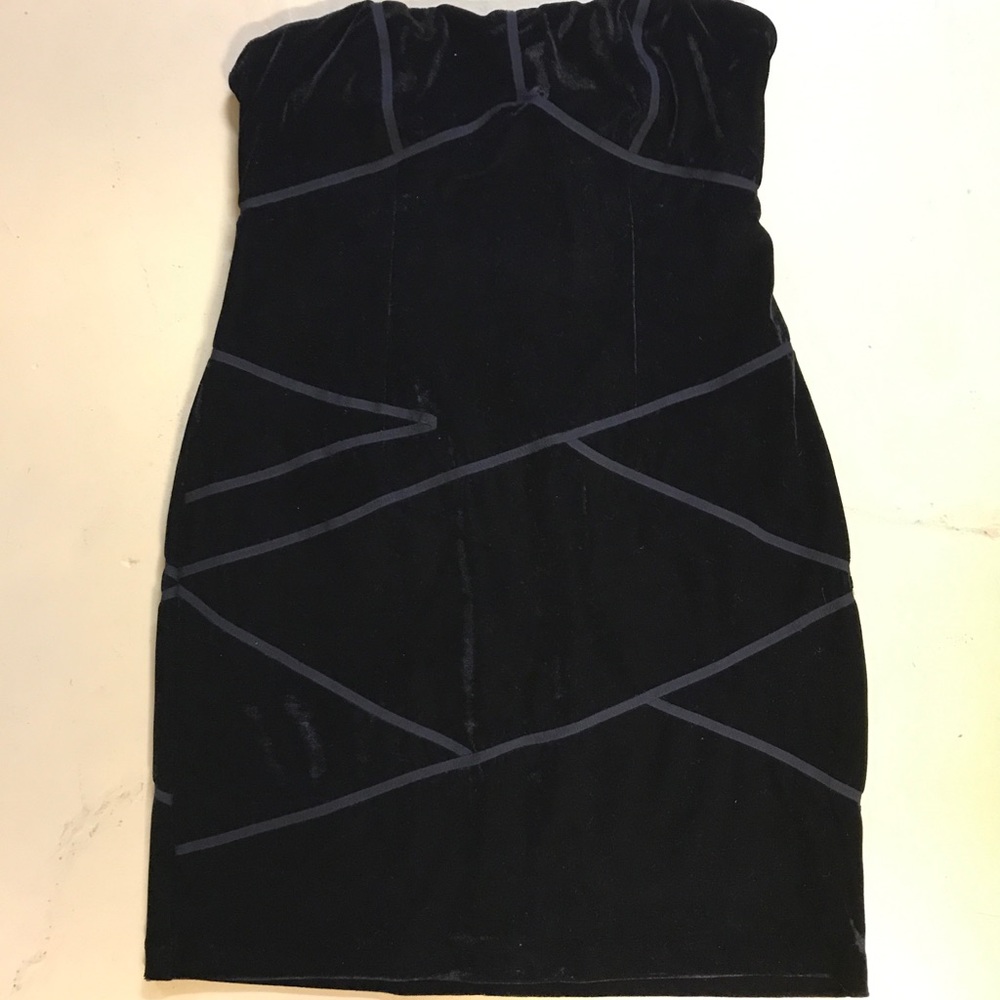 Velvet strapless dress